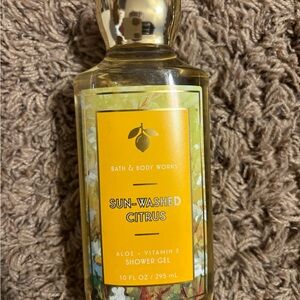 Bath & Body Works Sun-Washed Citrus Shower Gel - Vibrant Yellow
